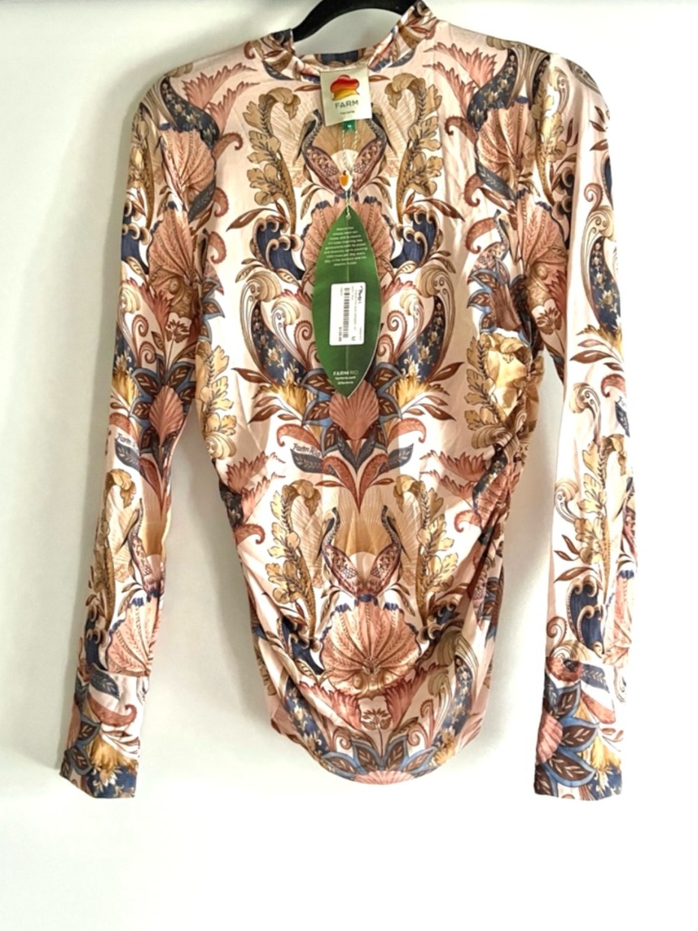 Farm Rio Sea Garden Soft Pink Jersey Blouse Size Medium NWT - Picture 3 of 11